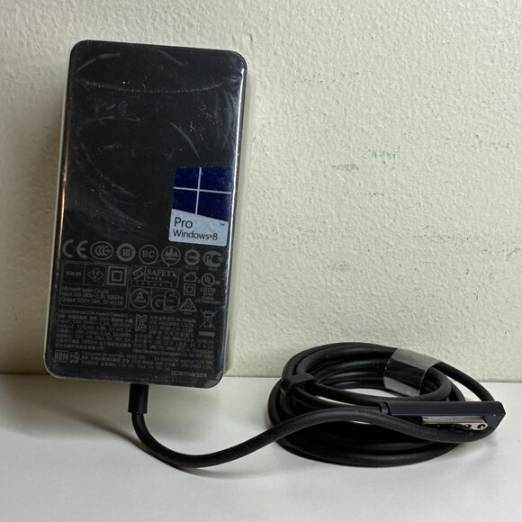 Genuine Microsoft Surface Pro & Pro 2 Power Adapter Charger Model 1536 12V 3.6A - Picture 1 of 4